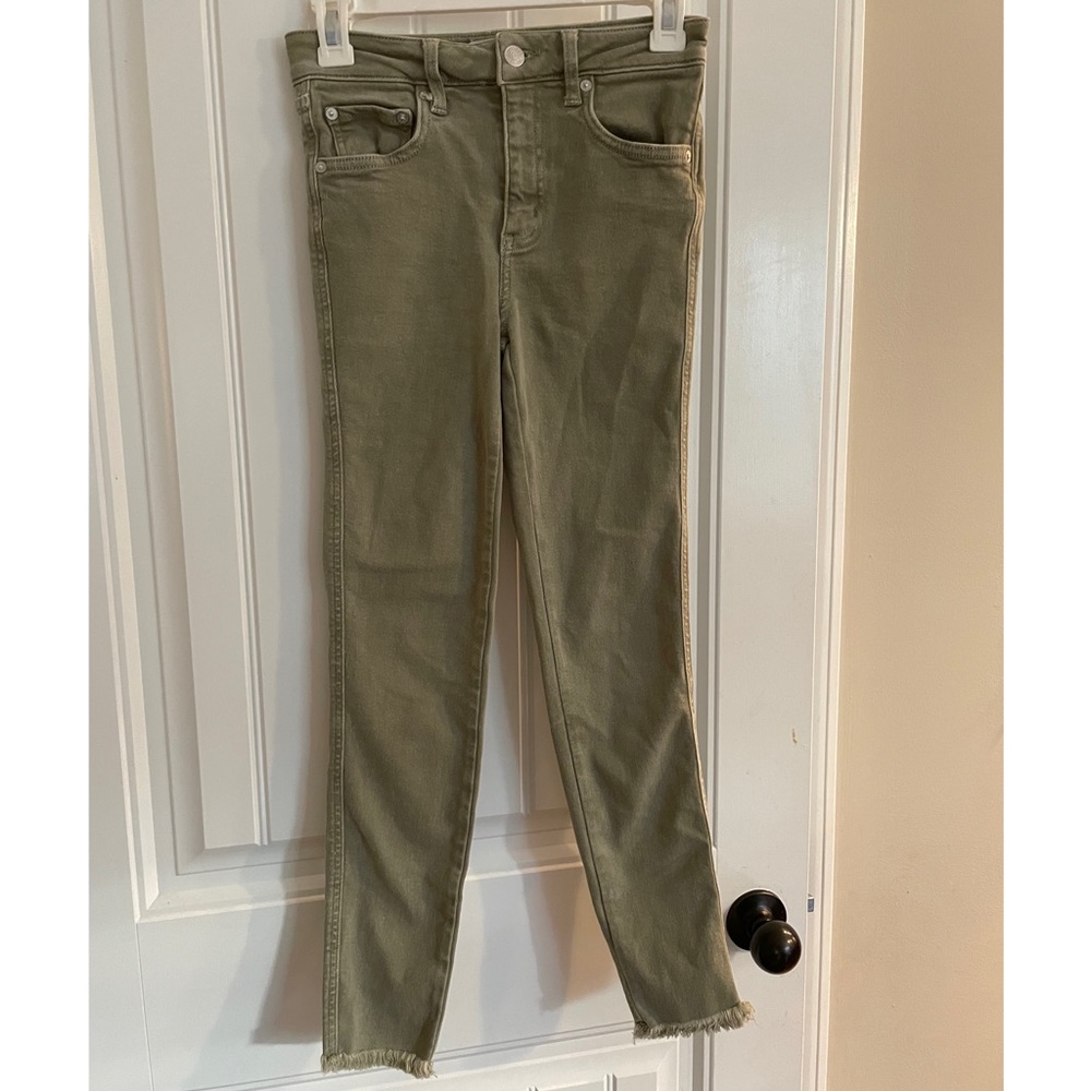 We The Free (Free People) high rise sage green skinny ankle jeans, size 25